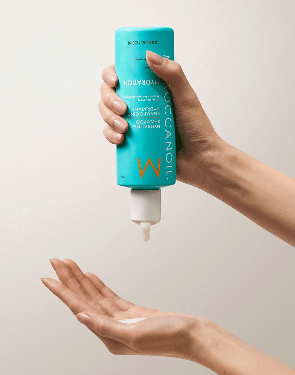 Hydrating Shampoo MoistureBalance with Argan Oil Moroccanoil UK